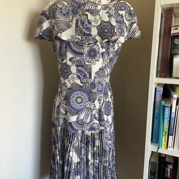 Vintage Dress from Paris - Picture 2 of 12